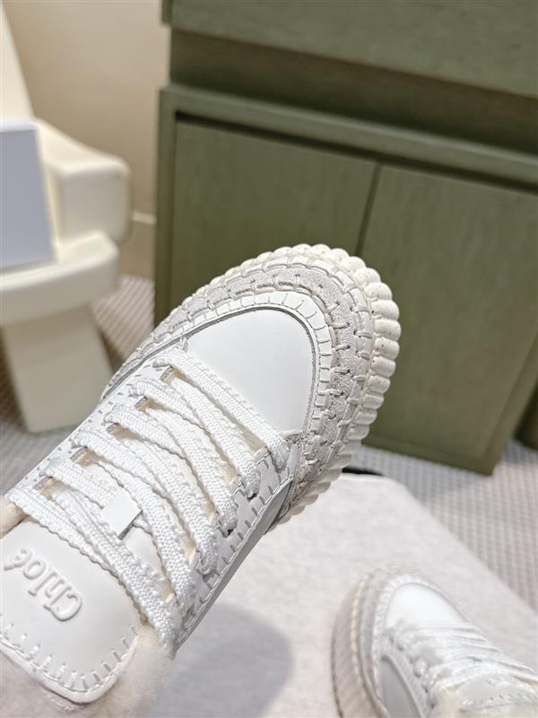 2025112815388623 390